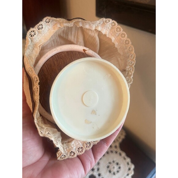 Rare Vintage Musical Doll - Picture 5 of 5